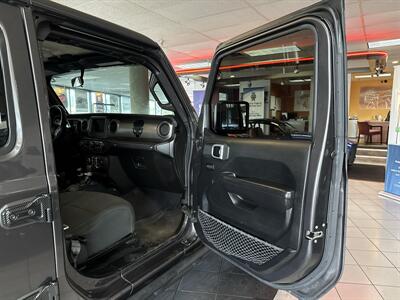2020 Jeep Wrangler Sport S - Photo 18 - Hamilton, OH 45015