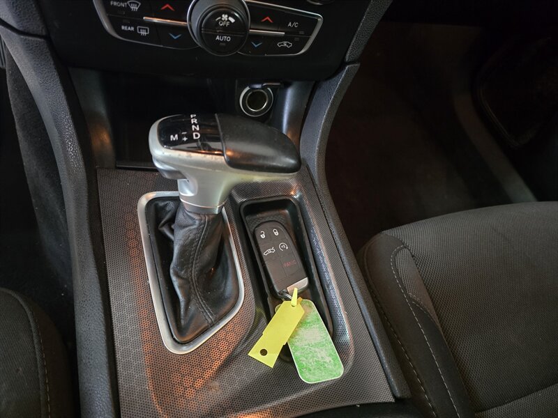 2018 Dodge Charger R/T 4DR SEDAN - Photo 21 - Hamilton, OH 45015