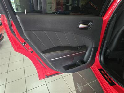 2018 Dodge Charger R/T 4DR SEDAN - Photo 11 - Hamilton, OH 45015