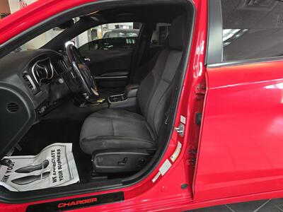 2018 Dodge Charger R/T 4DR SEDAN - Photo 10 - Hamilton, OH 45015