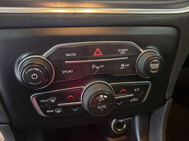 2018 Dodge Charger R/T 4DR SEDAN - Photo 23 - Hamilton, OH 45015