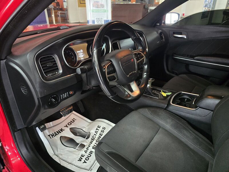 2018 Dodge Charger R/T 4DR SEDAN - Photo 9 - Hamilton, OH 45015