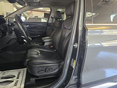 2019 Hyundai SANTA FE Ultimate 2.0T - Photo 9 - Hamilton, OH 45015