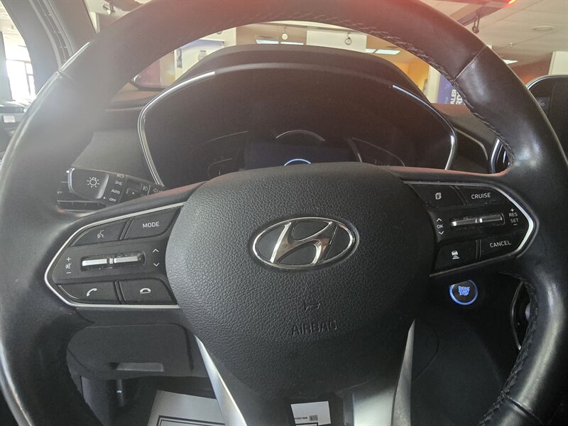 2019 Hyundai SANTA FE Ultimate 2.0T - Photo 24 - Hamilton, OH 45015