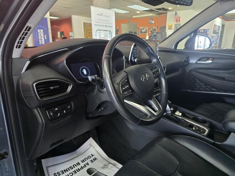 2019 Hyundai SANTA FE Ultimate 2.0T - Photo 8 - Hamilton, OH 45015