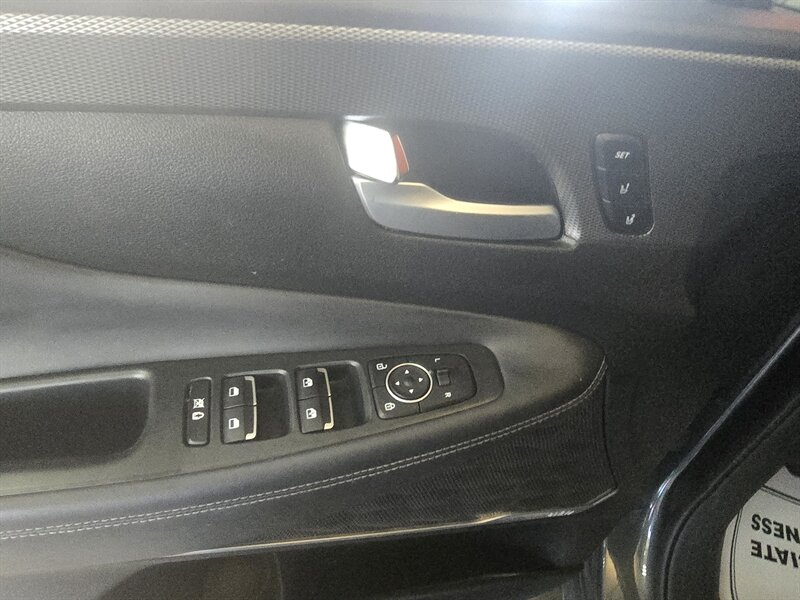 2019 Hyundai SANTA FE Ultimate 2.0T - Photo 20 - Hamilton, OH 45015