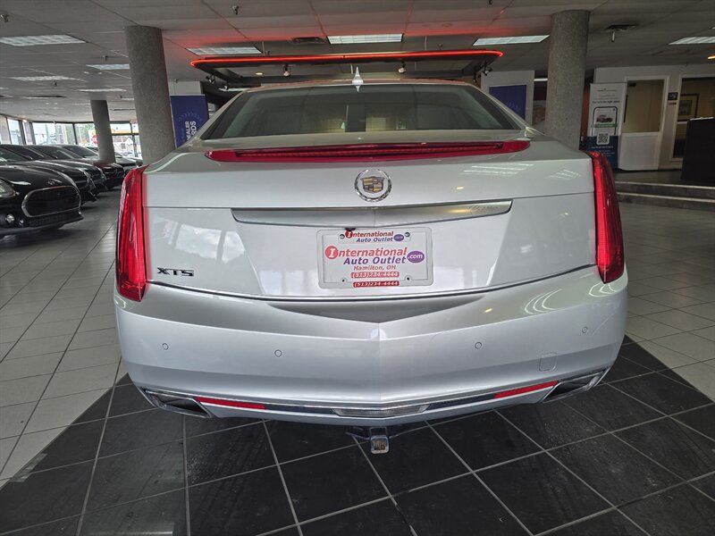 2013 Cadillac XTS Luxury Collection 4DR SEDAN AWD - Photo 5 - Hamilton, OH 45015