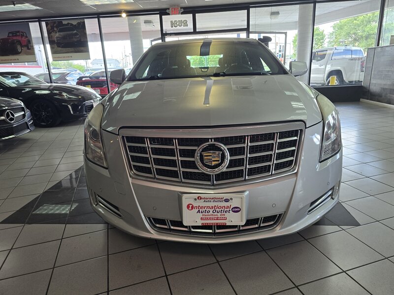 2013 Cadillac XTS Luxury Collection 4DR SEDAN AWD - Photo 2 - Hamilton, OH 45015