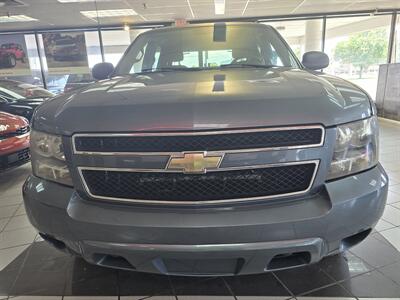 2011 Chevrolet Avalanche LS 4dr Crew Cab 4X4   - Photo 3 - Hamilton, OH 45015