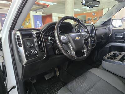 2018 Chevrolet Silverado 1500 LT-CREW CAB-4X4/Z71   - Photo 8 - Hamilton, OH 45015