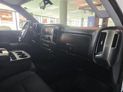 2018 Chevrolet Silverado 1500 LT-CREW CAB-4X4/Z71   - Photo 13 - Hamilton, OH 45015
