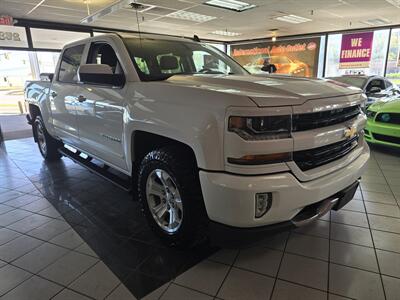 2018 Chevrolet Silverado 1500 LT-CREW CAB-4X4/Z71   - Photo 3 - Hamilton, OH 45015