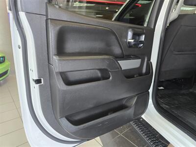 2018 Chevrolet Silverado 1500 LT-CREW CAB-4X4/Z71   - Photo 10 - Hamilton, OH 45015