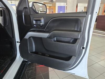 2018 Chevrolet Silverado 1500 LT-CREW CAB-4X4/Z71   - Photo 12 - Hamilton, OH 45015