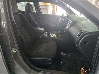 2023 Dodge Charger SXT 4DR SEDAN   - Photo 14 - Hamilton, OH 45015