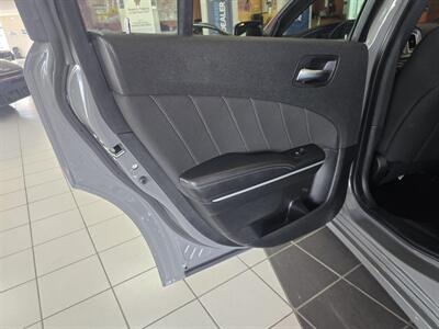 2023 Dodge Charger SXT 4DR SEDAN   - Photo 10 - Hamilton, OH 45015