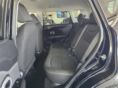 2016 Kia Soul + 4DR CROSSOVER   - Photo 11 - Hamilton, OH 45015