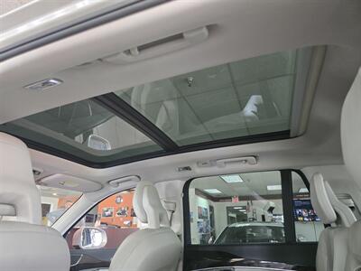 2016 Volvo XC90 T6 Momentum   - Photo 14 - Hamilton, OH 45015