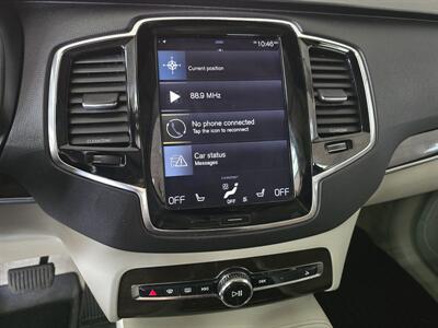 2016 Volvo XC90 T6 Momentum   - Photo 22 - Hamilton, OH 45015