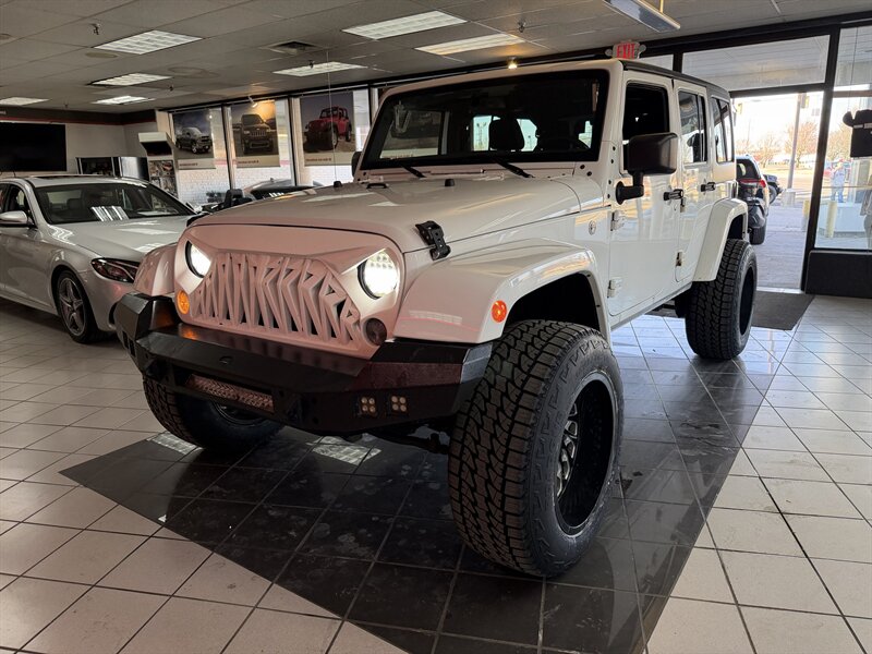 2018 Jeep Wrangler JK UNLIMITED SAHARA 4DR SUV 4X4  