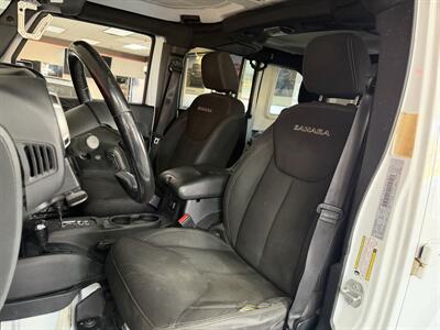 2018 Jeep Wrangler JK UNLIMITED SAHARA 4DR SUV 4X4   - Photo 10 - Hamilton, OH 45015