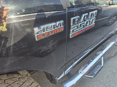 2015 RAM 2500 SLT CREW CAB4X4 HEMI   - Photo 27 - Hamilton, OH 45015