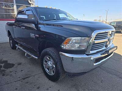 2015 RAM 2500 SLT CREW CAB4X4 HEMI   - Photo 3 - Hamilton, OH 45015