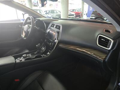 2017 Nissan Maxima Platinum 4DR SEDAN   - Photo 13 - Hamilton, OH 45015