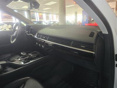 2018 Audi Q7 3.0T quattro Premium Plus AWD - Photo 13 - Hamilton, OH 45015