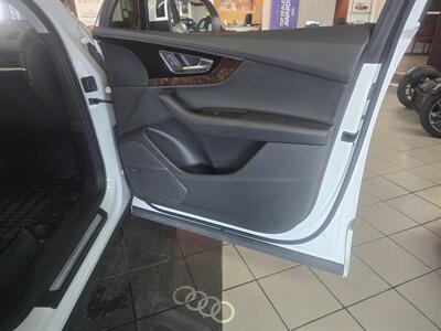 2018 Audi Q7 3.0T quattro Premium Plus AWD - Photo 12 - Hamilton, OH 45015