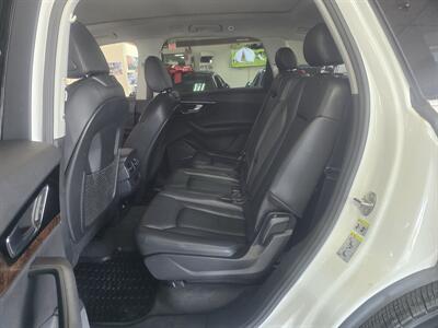 2018 Audi Q7 3.0T quattro Premium Plus AWD - Photo 11 - Hamilton, OH 45015