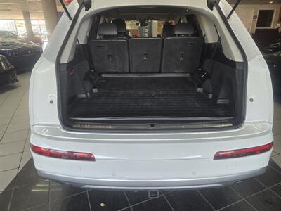 2018 Audi Q7 3.0T quattro Premium Plus AWD - Photo 17 - Hamilton, OH 45015