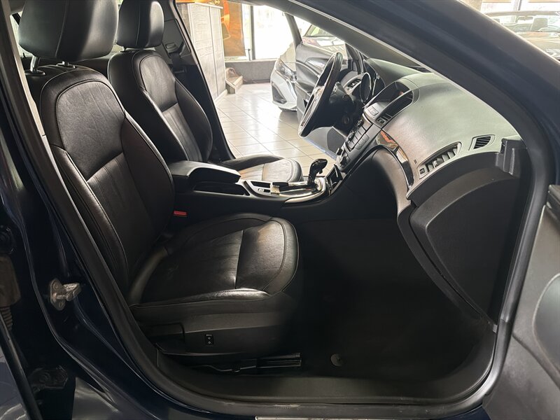 2012 Buick Regal - Photo 22 - Hamilton, OH 45015