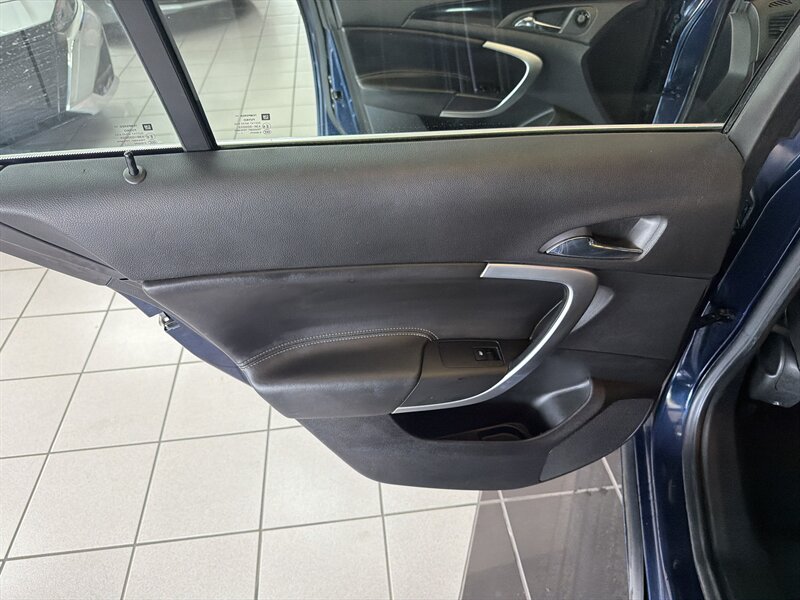 2012 Buick Regal - Photo 19 - Hamilton, OH 45015
