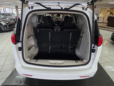 2023 Chrysler Voyager LX 4DR MINI-VAN - Photo 29 - Hamilton, OH 45015