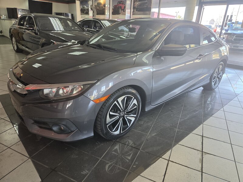 2017 Honda Civic EX-L - Photo 38 - Hamilton, OH 45015