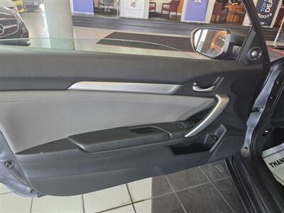 2017 Honda Civic EX-L - Photo 20 - Hamilton, OH 45015