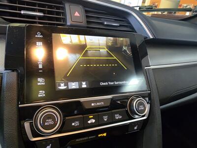 2017 Honda Civic EX-L - Photo 13 - Hamilton, OH 45015