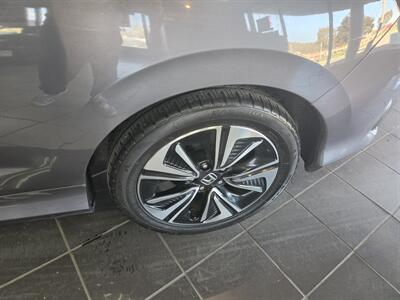 2017 Honda Civic EX-L - Photo 3 - Hamilton, OH 45015