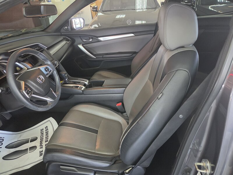 2017 Honda Civic EX-L - Photo 21 - Hamilton, OH 45015