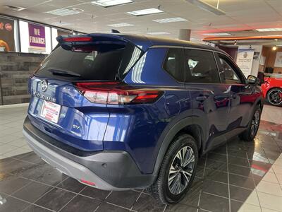 2021 Nissan Rogue SV 4DR SUV   - Photo 6 - Hamilton, OH 45015