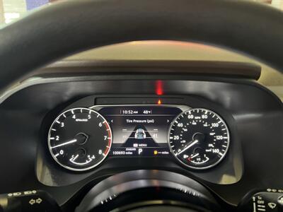 2021 Nissan Rogue SV 4DR SUV   - Photo 13 - Hamilton, OH 45015