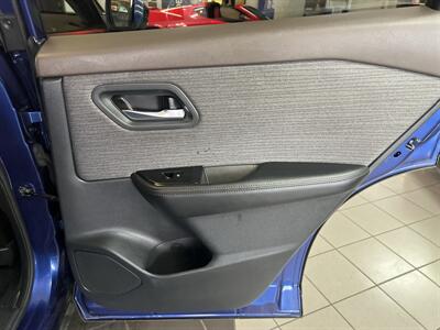 2021 Nissan Rogue SV 4DR SUV   - Photo 22 - Hamilton, OH 45015