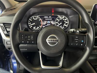 2021 Nissan Rogue SV 4DR SUV   - Photo 16 - Hamilton, OH 45015