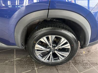 2021 Nissan Rogue SV 4DR SUV   - Photo 25 - Hamilton, OH 45015