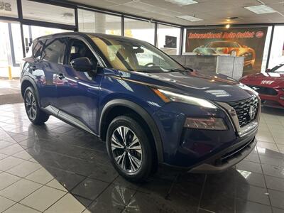 2021 Nissan Rogue SV 4DR SUV   - Photo 4 - Hamilton, OH 45015
