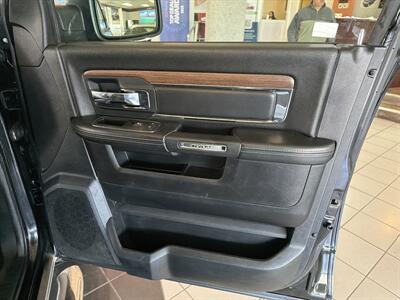 2016 RAM 1500 Laramie   - Photo 26 - Hamilton, OH 45015