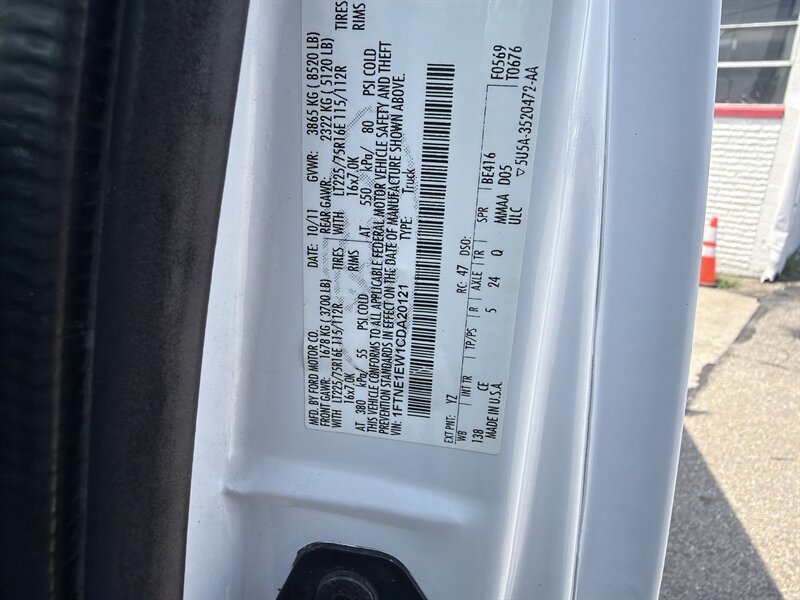 2012 Ford E-150 3DR CARGO VAN - Photo 24 - Hamilton, OH 45015