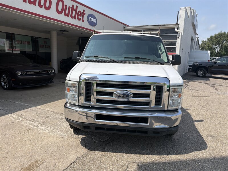 2012 Ford E-150 3DR CARGO VAN - Photo 3 - Hamilton, OH 45015