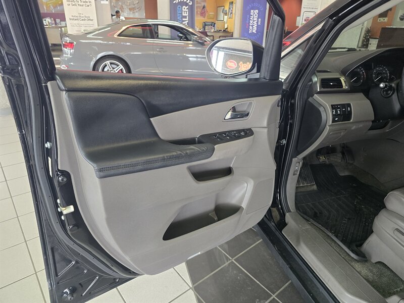 2017 Honda Odyssey EX-L 4DR MINI-VAN - Photo 7 - Hamilton, OH 45015
